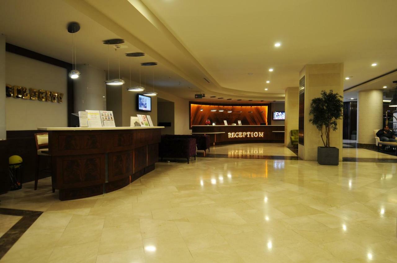 Goldcity Каргисак Екстериор снимка